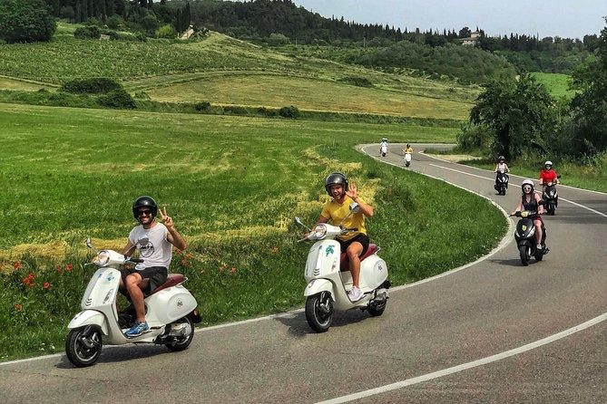 Vespa excursion through the Tuscan hills